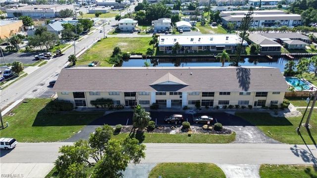 4901 Victoria DR 204, Cape Coral, FL 33904