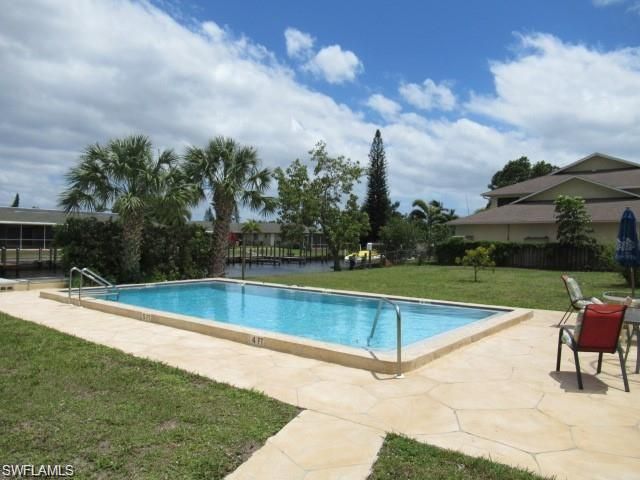 4901 Victoria DR 204, Cape Coral, FL 33904