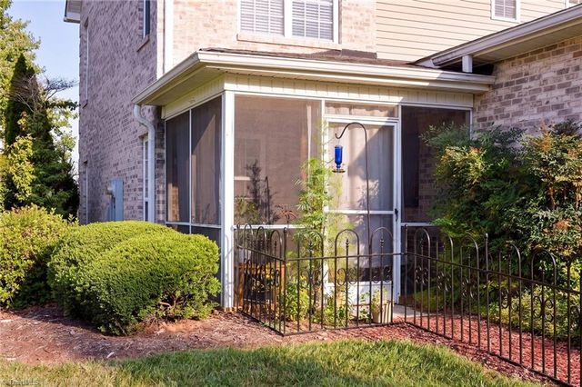 2471 Autumn Mist Drive, Winston-salem, NC 27103
