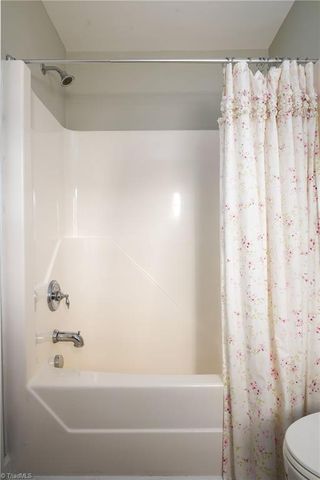2471 Autumn Mist Drive, Winston-salem, NC 27103