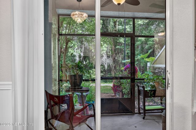 8539 GATE Parkway W 616, Jacksonville, FL 32216