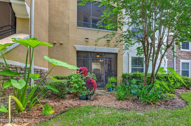 8539 GATE Parkway W 616, Jacksonville, FL 32216