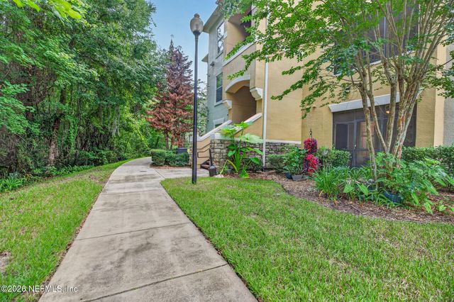 8539 GATE Parkway W 616, Jacksonville, FL 32216