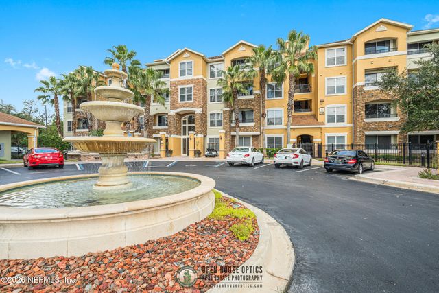 8539 GATE Parkway W 616, Jacksonville, FL 32216