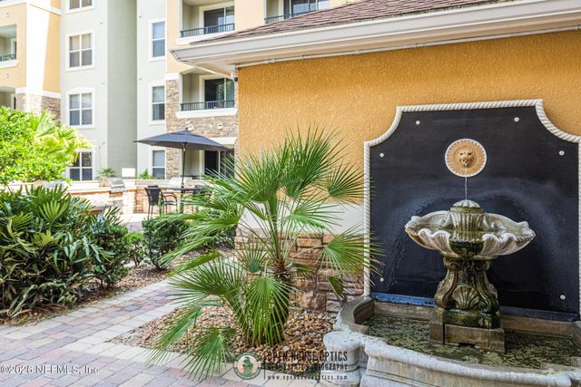 8539 GATE Parkway W 616, Jacksonville, FL 32216