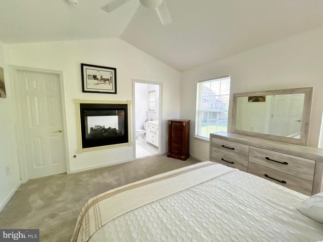1537 BENJAMIN FRANKLIN COURT, Mays Landing, NJ 08330