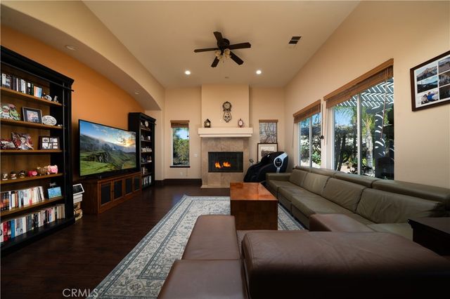 4071 Judy Cir, Corona, CA 92881