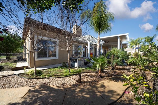 4071 Judy Cir, Corona, CA 92881