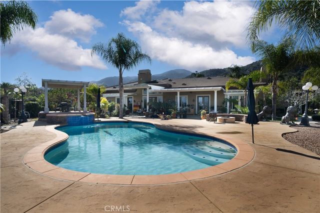 4071 Judy Cir, Corona, CA 92881