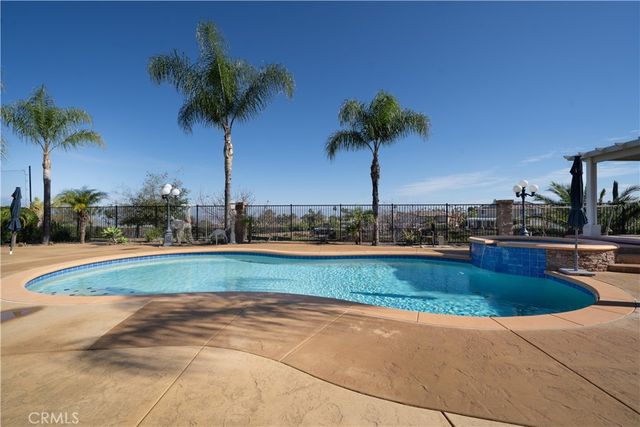 4071 Judy Cir, Corona, CA 92881