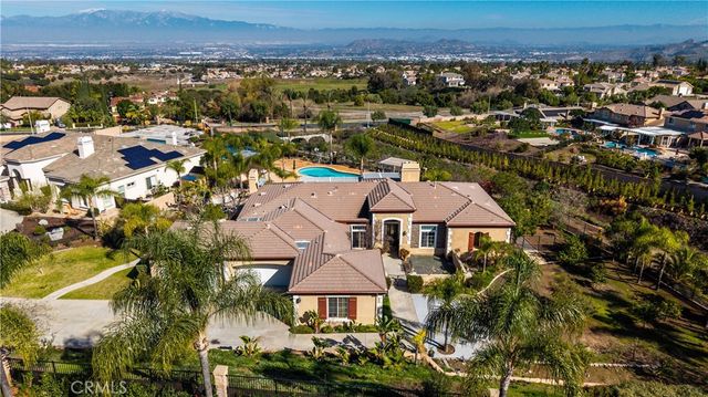 4071 Judy Cir, Corona, CA 92881