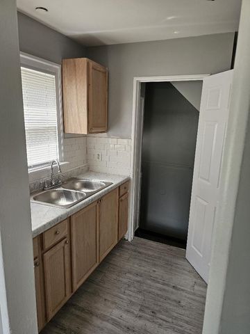 7283 Minock, Detroit City, MI 48228