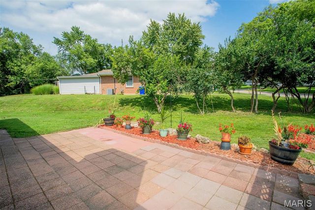 4105 Banks Road, Bridgeton, MO 63074