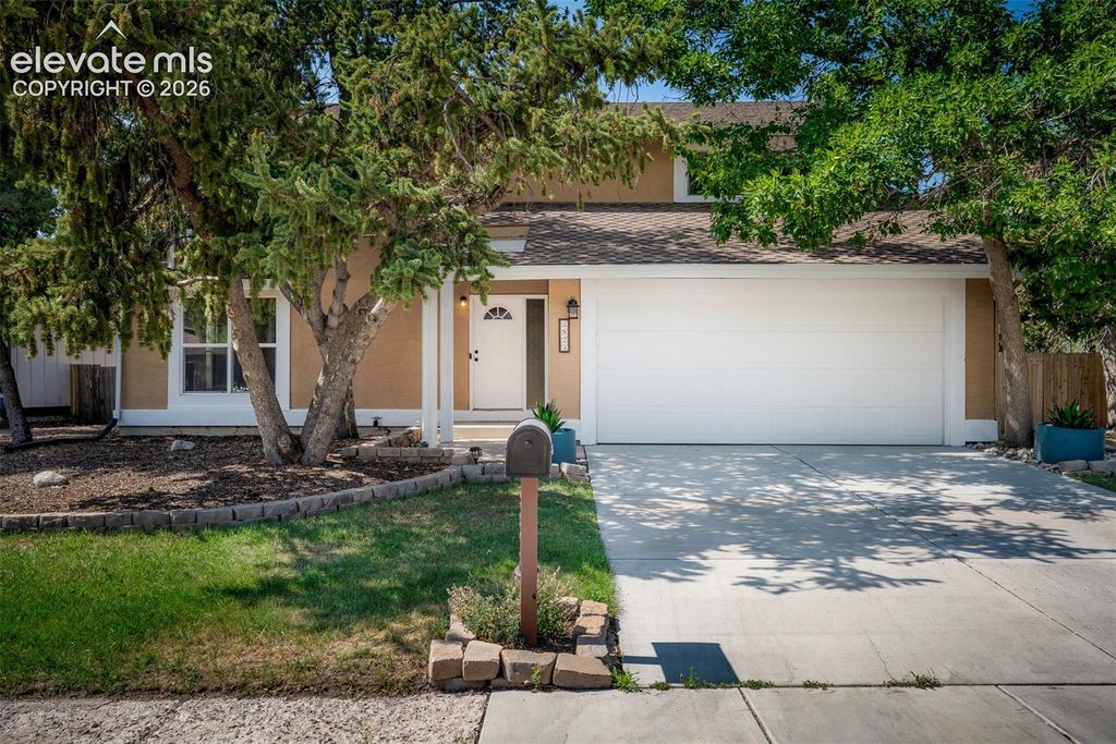 3823 Windsong Court, Colorado Springs, CO 80917 — photo 4