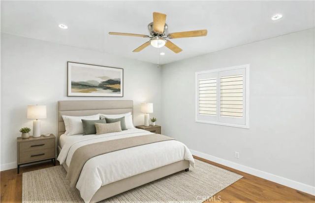 810 W BALBOA Boulevard A, Newport Beach, CA 92661