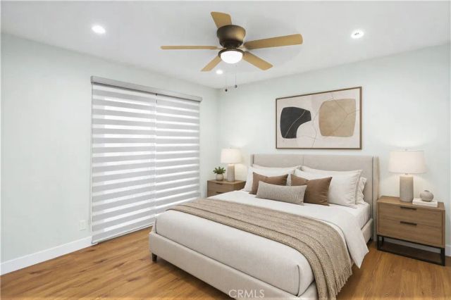 810 W BALBOA Boulevard A, Newport Beach, CA 92661
