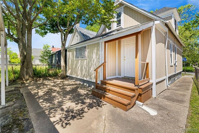 2323 Mackenna Avenue, Niagara Falls, NY 14303