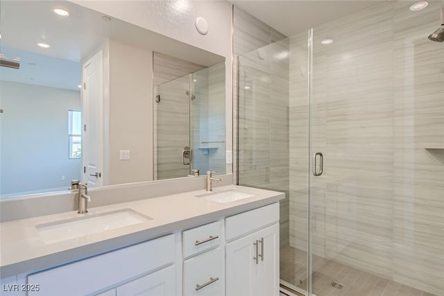 10005 Hematite Place 3, Las Vegas, NV 89143