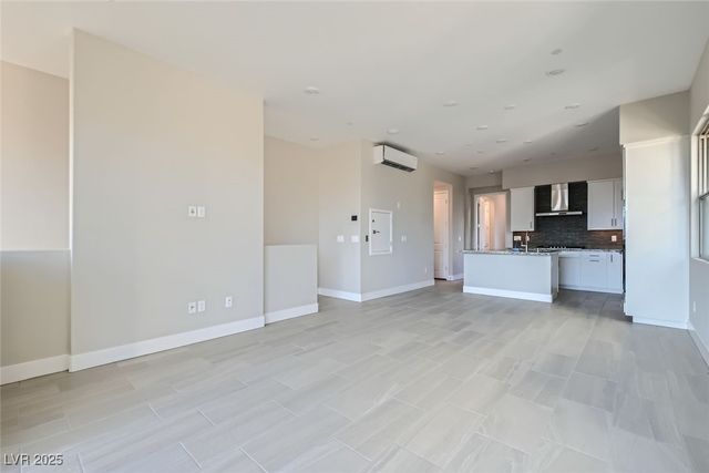 10005 Hematite Place 3, Las Vegas, NV 89143