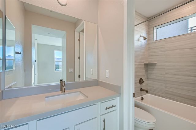 10005 Hematite Place 3, Las Vegas, NV 89143