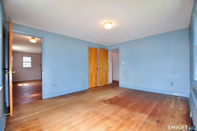 10 Lennox Avenue, Windsor, CT 06095