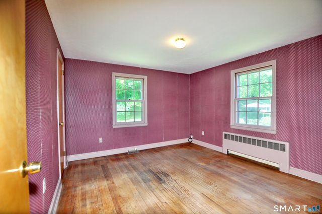 10 Lennox Avenue, Windsor, CT 06095