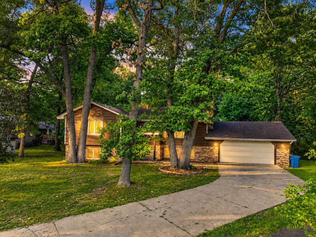 10890 133rd Circle N, Champlin, MN 55316 — exterior
