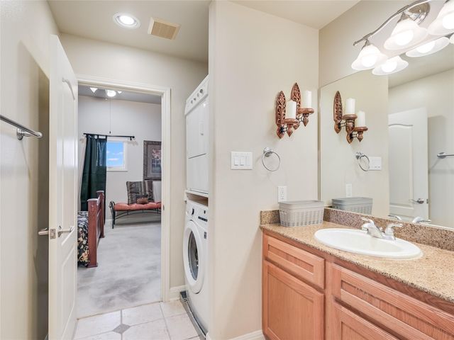 1908 Kahala Sunset DR G, Spicewood, TX 78669