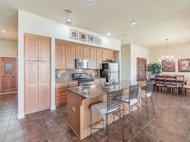 1908 Kahala Sunset DR G, Spicewood, TX 78669