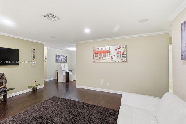 1625 Sunkist Way, Fort Myers, FL 33905
