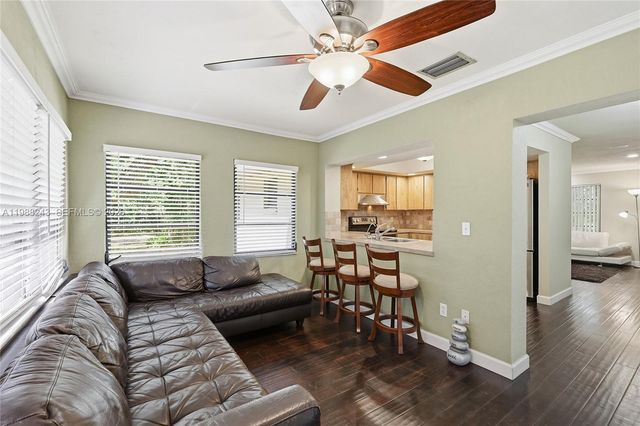 1625 Sunkist Way, Fort Myers, FL 33905