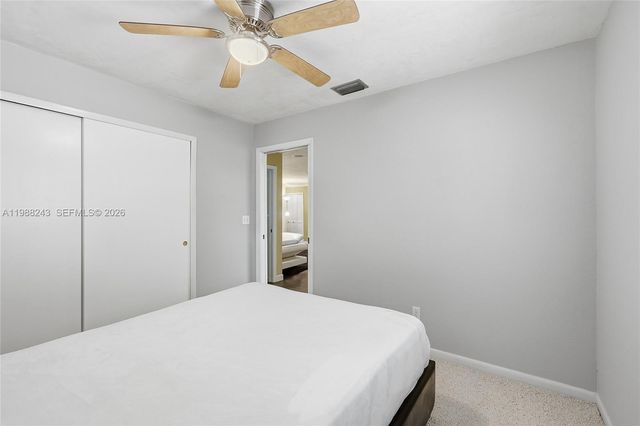 1625 Sunkist Way, Fort Myers, FL 33905