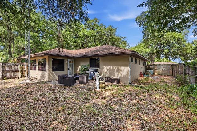 1625 Sunkist Way, Fort Myers, FL 33905