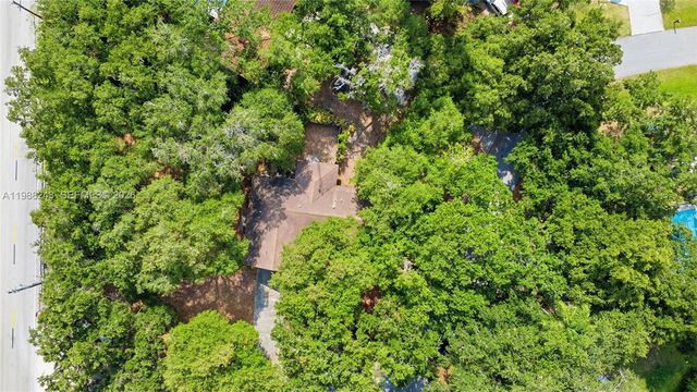 1625 Sunkist Way, Fort Myers, FL 33905