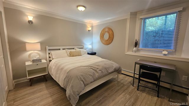 11 John Street, Westhampton Beach, NY 11978