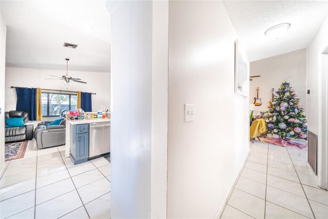 4975 NW 82nd Terrace, Lauderhill, FL 33351