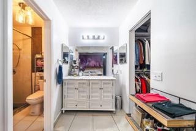 4975 NW 82nd Terrace, Lauderhill, FL 33351