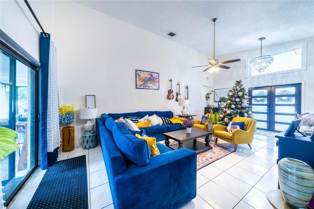 4975 NW 82nd Terrace, Lauderhill, FL 33351