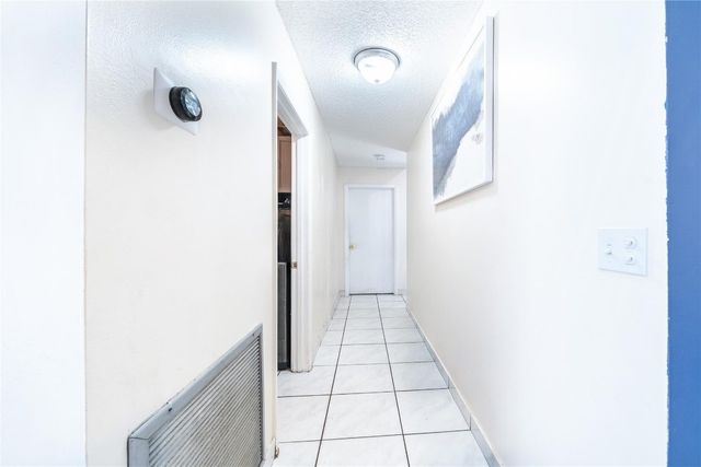 4975 NW 82nd Terrace, Lauderhill, FL 33351