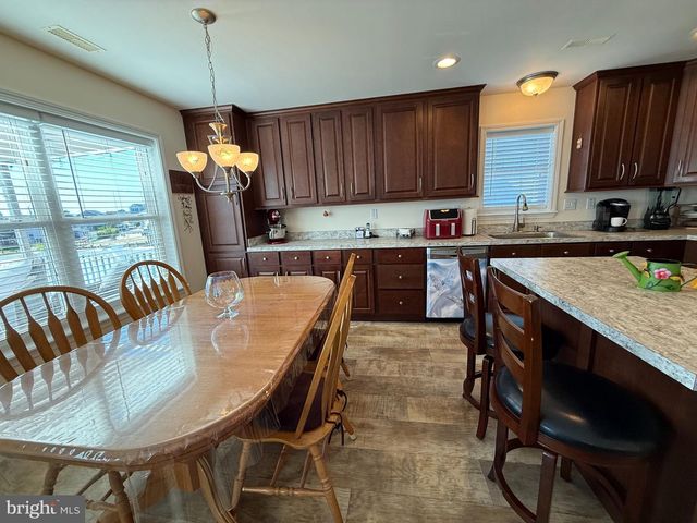 437 TWIN LAKES BLVD, Little Egg Harbor Twp, NJ 08087
