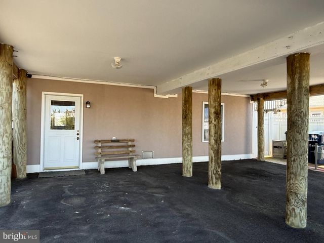 437 TWIN LAKES BLVD, Little Egg Harbor Twp, NJ 08087