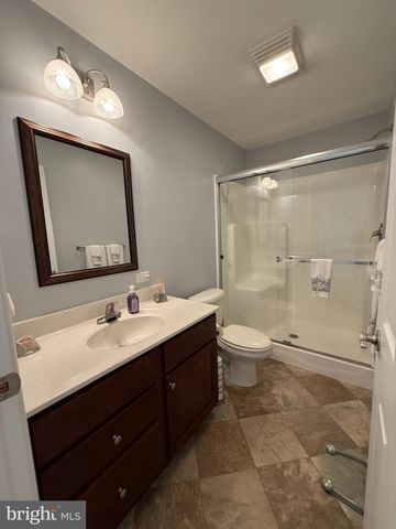 437 TWIN LAKES BLVD, Little Egg Harbor Twp, NJ 08087