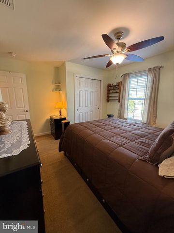 437 TWIN LAKES BLVD, Little Egg Harbor Twp, NJ 08087
