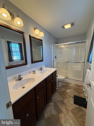 437 TWIN LAKES BLVD, Little Egg Harbor Twp, NJ 08087