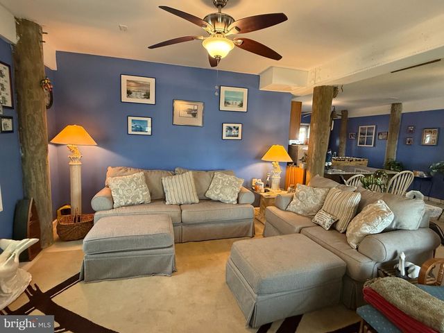 437 TWIN LAKES BLVD, Little Egg Harbor Twp, NJ 08087