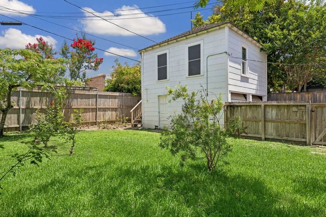 2230 Sul Ross Street, Houston, TX 77098