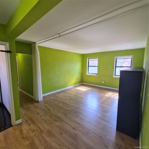 215-09 47th Avenue 2C, Bayside, NY 11361