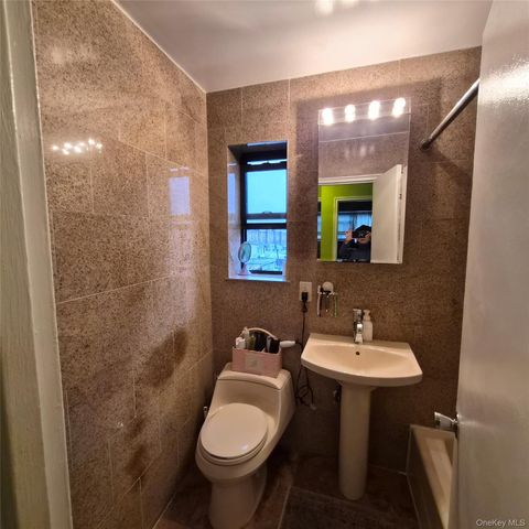 215-09 47th Avenue 2C, Bayside, NY 11361