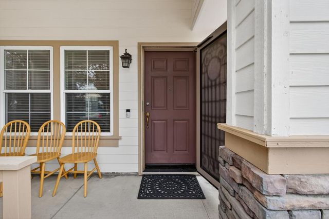 12 Allard Ct, Sacramento, CA 95835