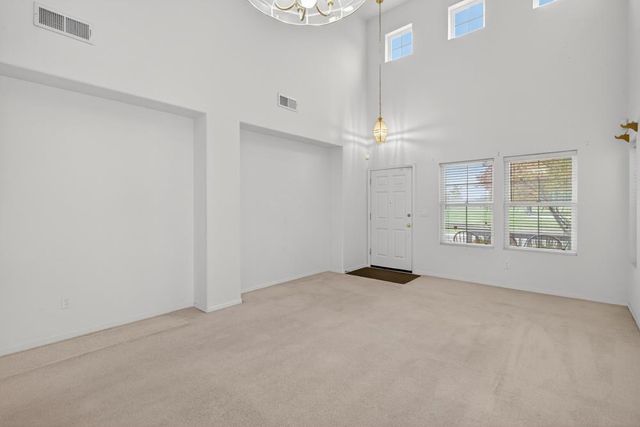 12 Allard Ct, Sacramento, CA 95835